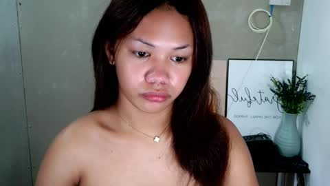 Snapshot of angela_star888 chatting on May 5, 2026, 10:07 pm angela_star888 online show from May 5, 2026, 10:07 pm
