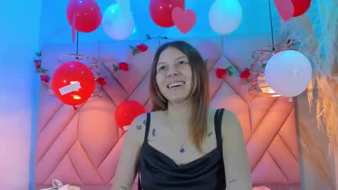 Snapshot of angelaa_cute chatting on February 15, 2025, 12:43 pm ANGELA online show from February 15, 2025, 12:43 pm