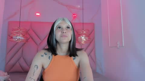 Snapshot of angelaa_cute chatting on May 19, 2026, 12:00 pm ANGELA online show from May 19, 2026, 12:00 pm