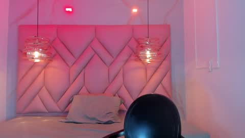 Snapshot of angelaa_cute chatting on June 2, 2026, 12:07 pm ANGELA online show from June 2, 2026, 12:07 pm