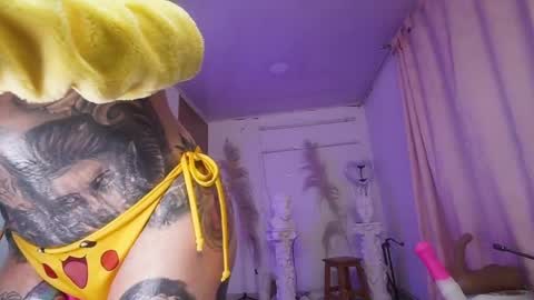Snapshot of angelacianuro_ chatting on June 8, 2026, 2:12 am angelacianuro_ online show from June 8, 2026, 2:12 am