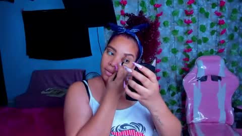 Snapshot of angelacoffee chatting on April 19, 2026, 8:44 pm Angela online show from April 19, 2026, 8:44 pm
