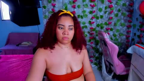 Snapshot of angelacoffee chatting on April 24, 2026, 8:33 pm Angela online show from April 24, 2026, 8:33 pm
