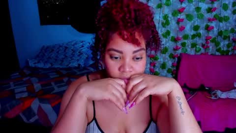 Snapshot of angelacoffee chatting on May 6, 2026, 1:25 am Angela online show from May 6, 2026, 1:25 am