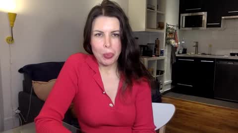 Angela online show from January 25, 2025, 10:39 pm