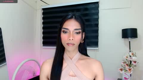 Snapshot of angelamonroe chatting on September 26, 2025, 4:11 pm SENORITA online show from September 26, 2025, 4:11 pm