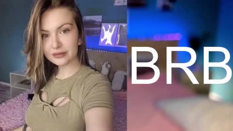 Snapshot of angelawallace chatting on February 6, 2025, 11:21 am angelawallace online show from February 6, 2025, 11:21 am