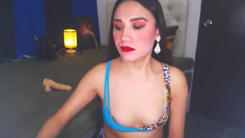 Snapshot of angelcumfallen chatting on January 11, 2025, 3:20 pm Angel online show from January 11, 2025, 3:20 pm