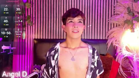 Angel dust online show from April 19, 2026, 4:01 am