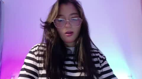 Snapshot of angeldusttt5 chatting on February 11, 2026, 1:21 am Valentina online show from February 11, 2026, 1:21 am