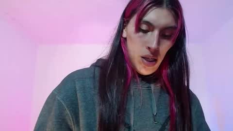 angele online show from November 2, 2025, 2:03 am