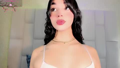 Snapshot of angeles_bust chatting on October 9, 2025, 8:51 pm angeles_bust online show from October 9, 2025, 8:51 pm