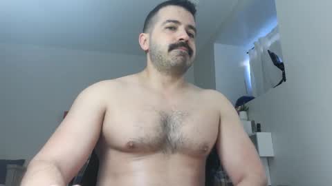 Snapshot of angelfusco chatting on May 10, 2026, 11:43 pm Angel Fusco online show from May 10, 2026, 11:43 pm