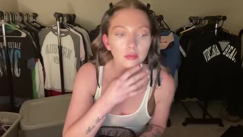 Snapshot of angelgrl444 chatting on January 8, 2025, 1:32 am Princess Peach online show from January 8, 2025, 1:32 am