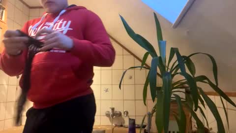 Snapshot of angeli1234o chatting on January 1, 2025, 3:14 pm angeli1234o online show from January 1, 2025, 3:14 pm