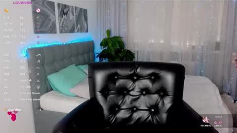 Snapshot of angeli_eyes chatting on September 11, 2025, 10:48 am Ksenia online show from September 11, 2025, 10:48 am