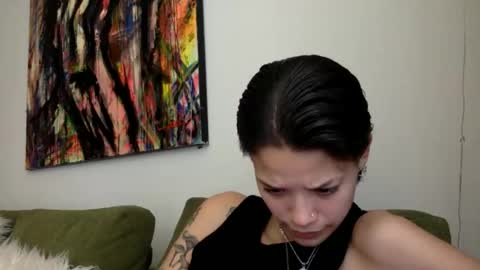 angelia01m online show from November 3, 2025, 7:26 pm