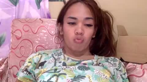 Yhanna online show from December 31, 2024, 1:57 am