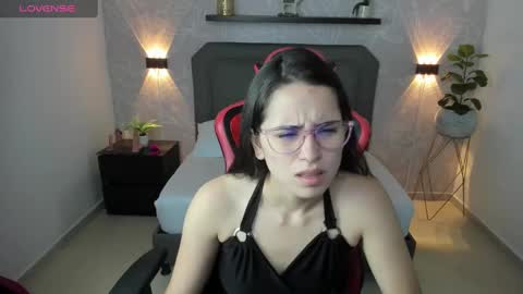 A N G E L I C A online show from December 31, 2024, 11:53 am