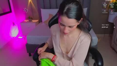 Snapshot of angelica_dymond chatting on June 5, 2026, 6:13 pm A N G E L I C A online show from June 5, 2026, 6:13 pm