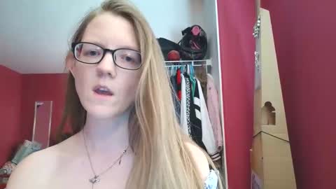Snapshot of angelicangel3 chatting on March 2, 2026, 7:54 pm AngelicAngel online show from March 2, 2026, 7:54 pm