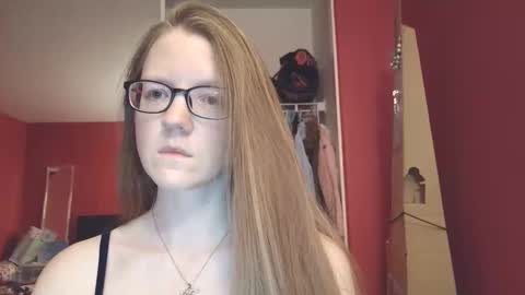 Snapshot of angelicangel3 chatting on March 21, 2026, 4:06 am AngelicAngel online show from March 21, 2026, 4:06 am