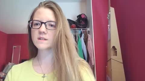 Snapshot of angelicangel3 chatting on March 22, 2026, 3:48 pm AngelicAngel online show from March 22, 2026, 3:48 pm