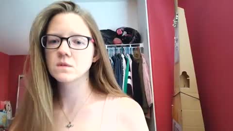 Snapshot of angelicangel3 chatting on July 3, 2026, 8:37 pm AngelicAngel online show from July 3, 2026, 8:37 pm