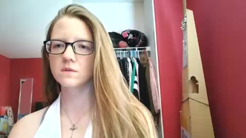 Snapshot of angelicangel3 chatting on July 4, 2026, 6:36 pm AngelicAngel online show from July 4, 2026, 6:36 pm