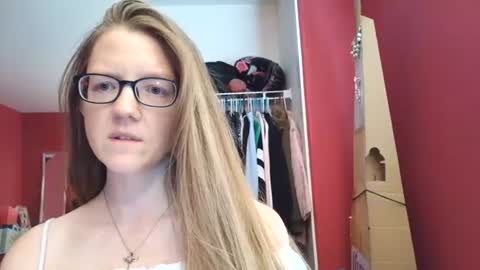 Snapshot of angelicangel3 chatting on July 14, 2026, 7:19 pm AngelicAngel online show from July 14, 2026, 7:19 pm