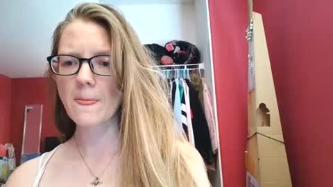 Snapshot of angelicangel3 chatting on July 30, 2026, 8:52 pm AngelicAngel online show from July 30, 2026, 8:52 pm