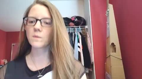 Snapshot of angelicangel3 chatting on July 31, 2026, 7:24 pm AngelicAngel online show from July 31, 2026, 7:24 pm