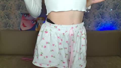 Snapshot of angelicmirele chatting on April 29, 2026, 1:53 am Mirele online show from April 29, 2026, 1:53 am