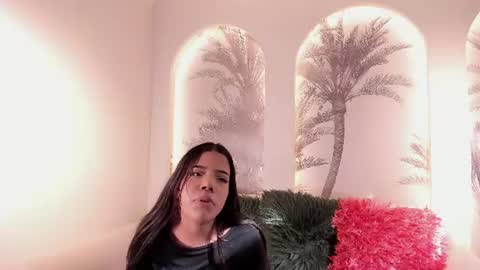 Snapshot of angelierose_ chatting on July 27, 2026, 12:56 pm Angelie Rose online show from July 27, 2026, 12:56 pm