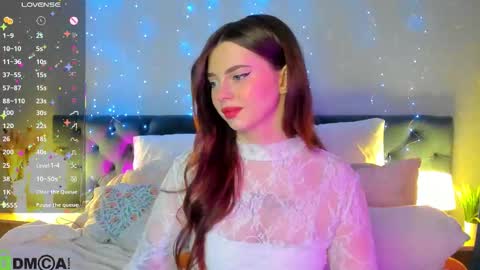 Snapshot of angelika_cute_ chatting on October 14, 2025, 12:33 am Angelika online show from October 14, 2025, 12:33 am