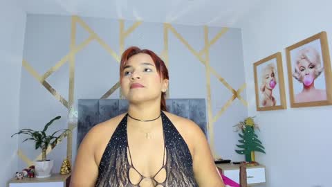 Snapshot of angelina_castro12 chatting on December 30, 2024, 3:25 am Angelina online show from December 30, 2024, 3:25 am
