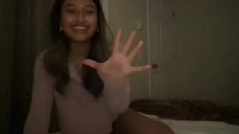 angelina_hall online show from October 11, 2025, 4:44 am