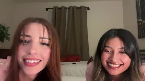angelina_hall online show from October 14, 2025, 4:35 am