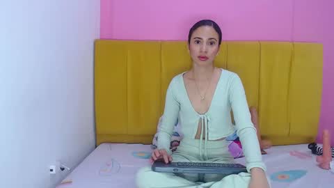 Angelina Brook online show from December 9, 2024, 1:29 am