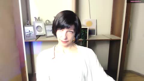 Angelina online show from October 21, 2025, 7:20 am