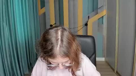 AngelinaLow online show from November 8, 2025, 6:46 am