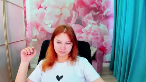AngelinaLow online show from May 31, 2026, 5:26 am