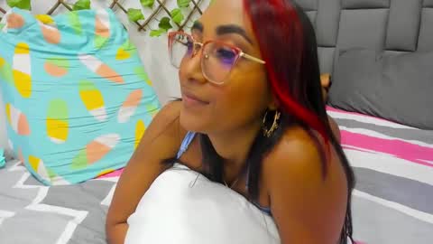 Snapshot of angelinamurphy chatting on February 7, 2025, 5:31 am AngelinaMurphy online show from February 7, 2025, 5:31 am