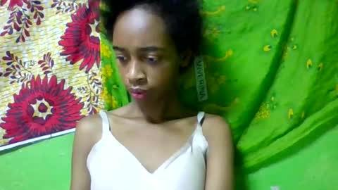 angeline221173 online show from May 8, 2026, 9:03 am