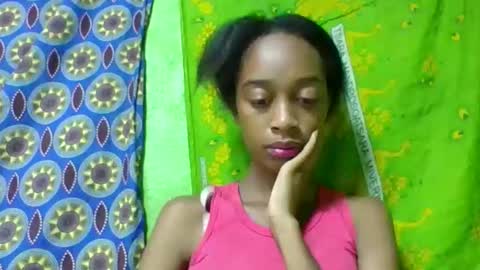 angeline221173 online show from May 13, 2026, 4:10 am