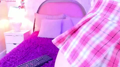 angeline online show from March 17, 2026, 12:08 pm