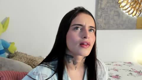 Snapshot of angeline__smith chatting on October 3, 2025, 3:25 am Angeline Smith  online show from October 3, 2025, 3:25 am