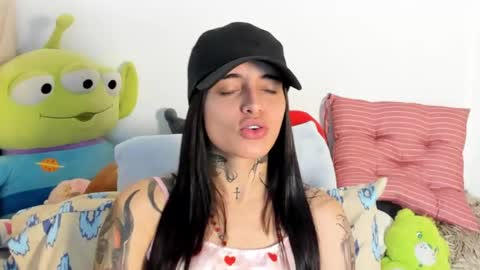 Snapshot of angeline__smith chatting on October 8, 2025, 4:59 pm Angeline Smith  online show from October 8, 2025, 4:59 pm