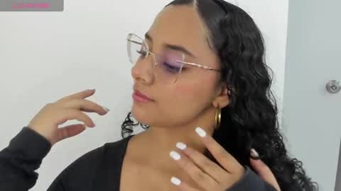 Snapshot of angelitafrodita chatting on September 18, 2025, 11:56 am A F R O D I T A online show from September 18, 2025, 11:56 am