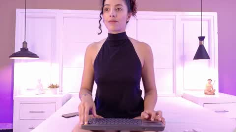 Angel online show from January 9, 2026, 12:30 pm